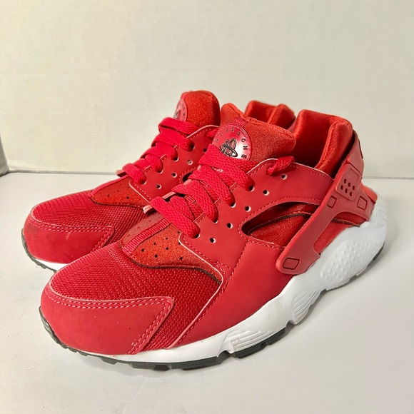Nike Air Huarache Tennis Shoes - Picture 6 of 13